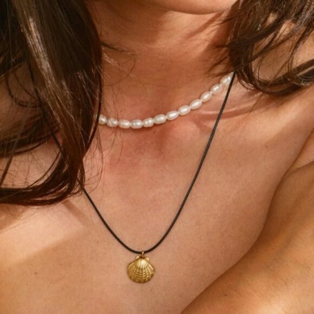 Waterproof Shell Pendant Necklace Adjustable 18k Gold Beach Vacation Jewelry